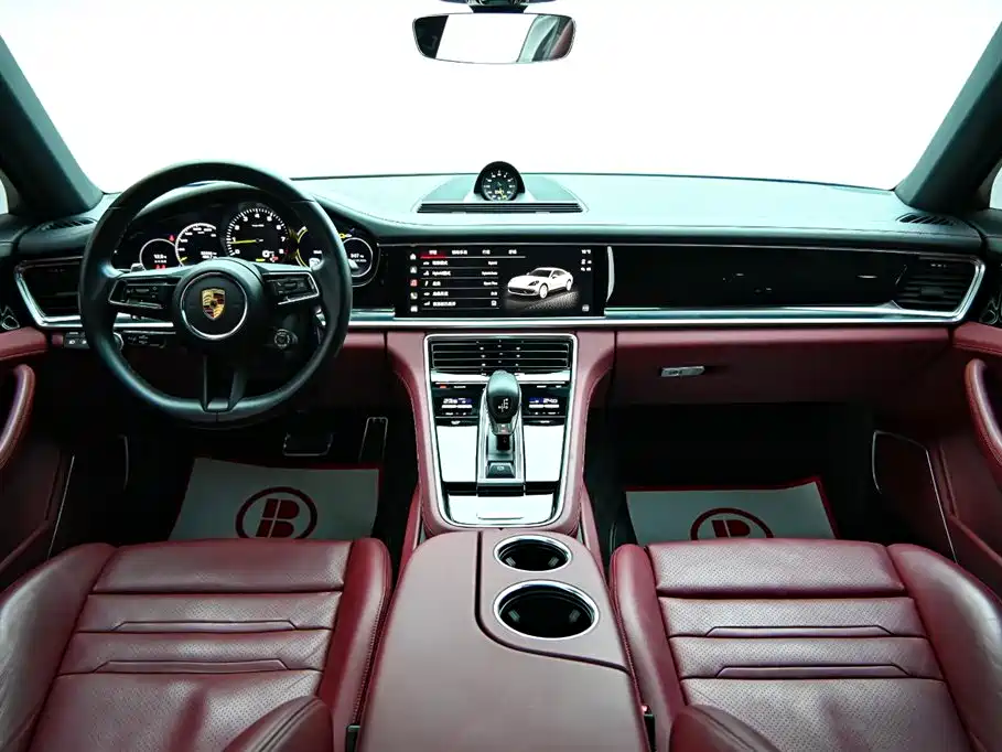 PORSCHE PANAMERA NEW ENERGY