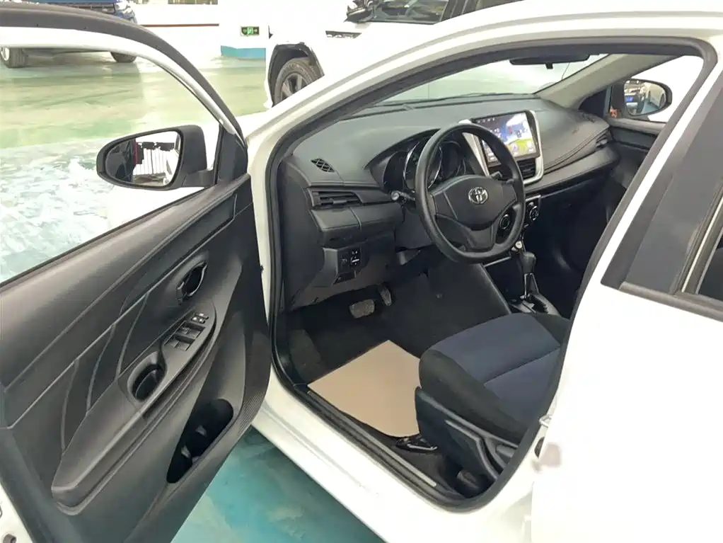 Toyota YARiS L Zhi Xuan 2016 Facelift 1.5E CVT Charming Edition фото 13