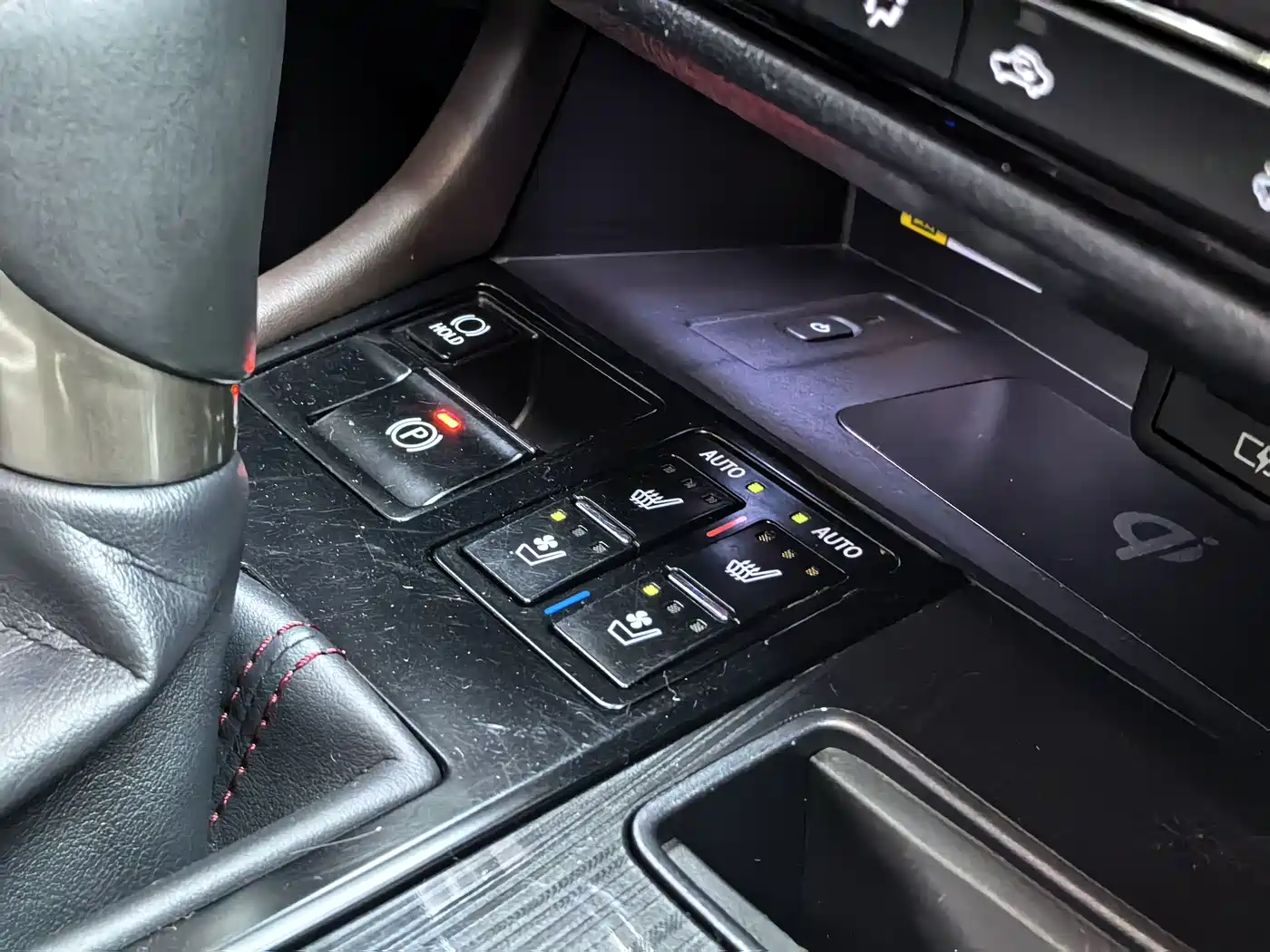 Lexus RX 2020 Facelift 300 AWD Elegance Edition фото 26