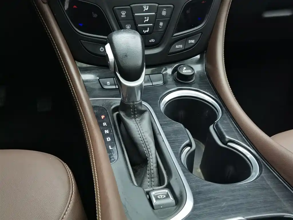 BUICK ANGKEWEI PLUS