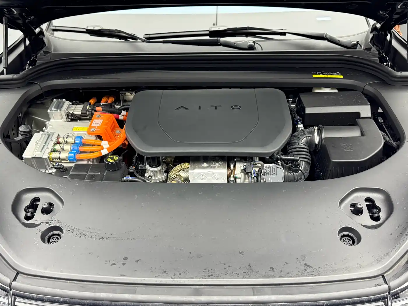 AITO Wenjie AITO M9 2024 Range Extender Ultra 52kWh 6-seater фото 9