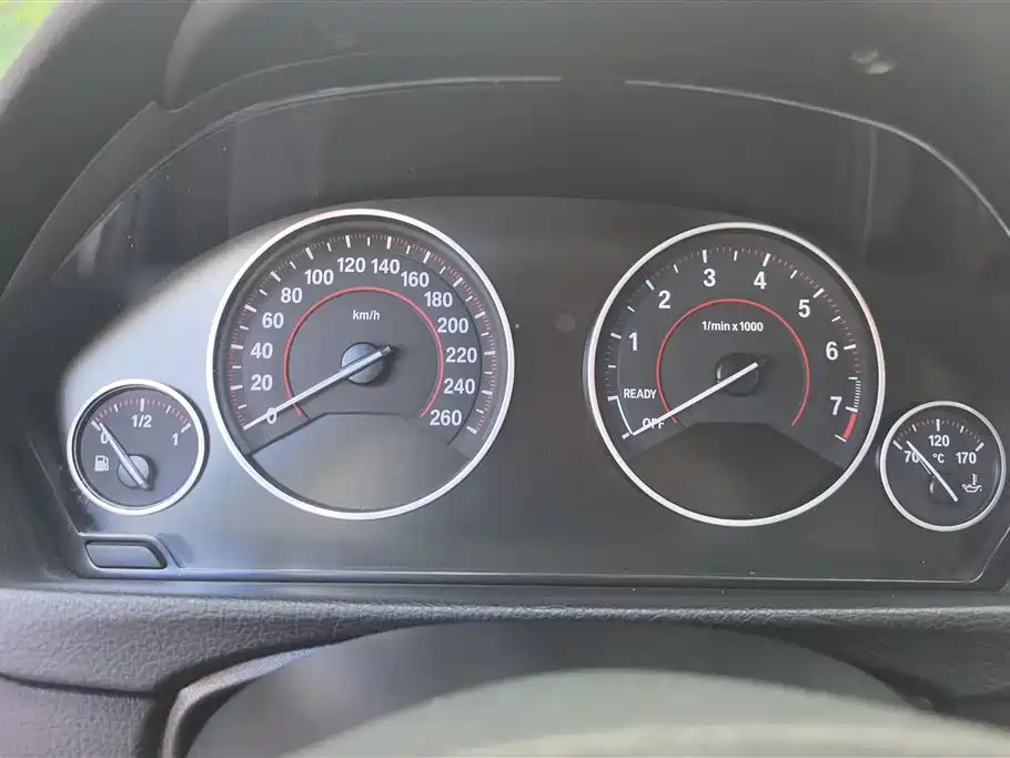 BMW 3 Series 2014 320i Sport Design Package фото 14