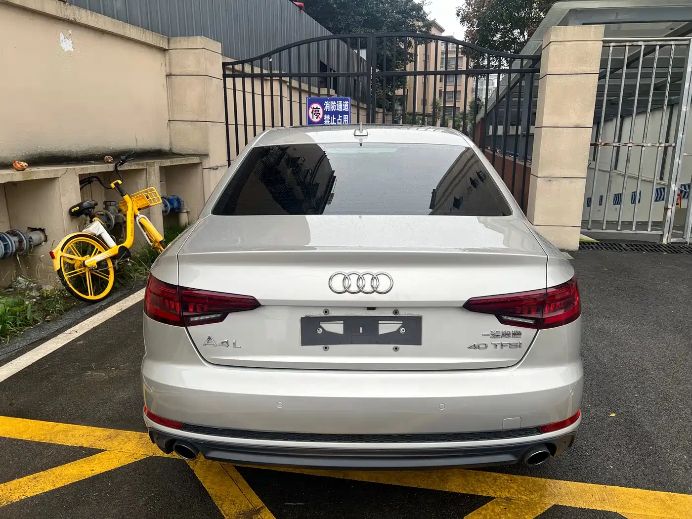 Audi A4L 2018 30th Anniversary 40 TFSI Fashion фото 3