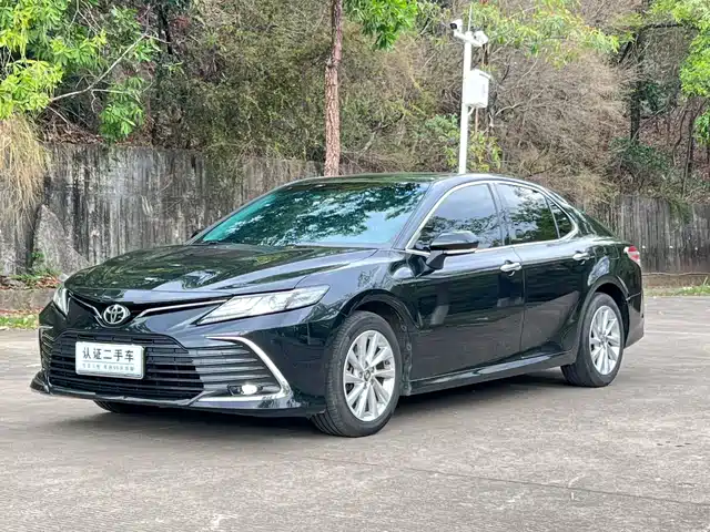 TOYOTA CAMRY 2023