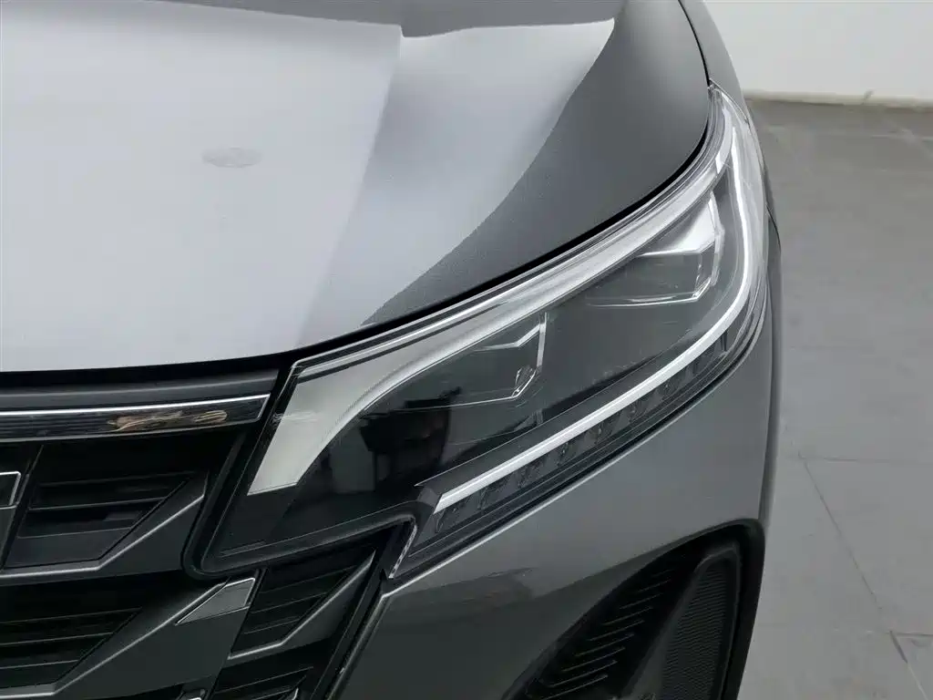 GAC TRUMPCHI GS4