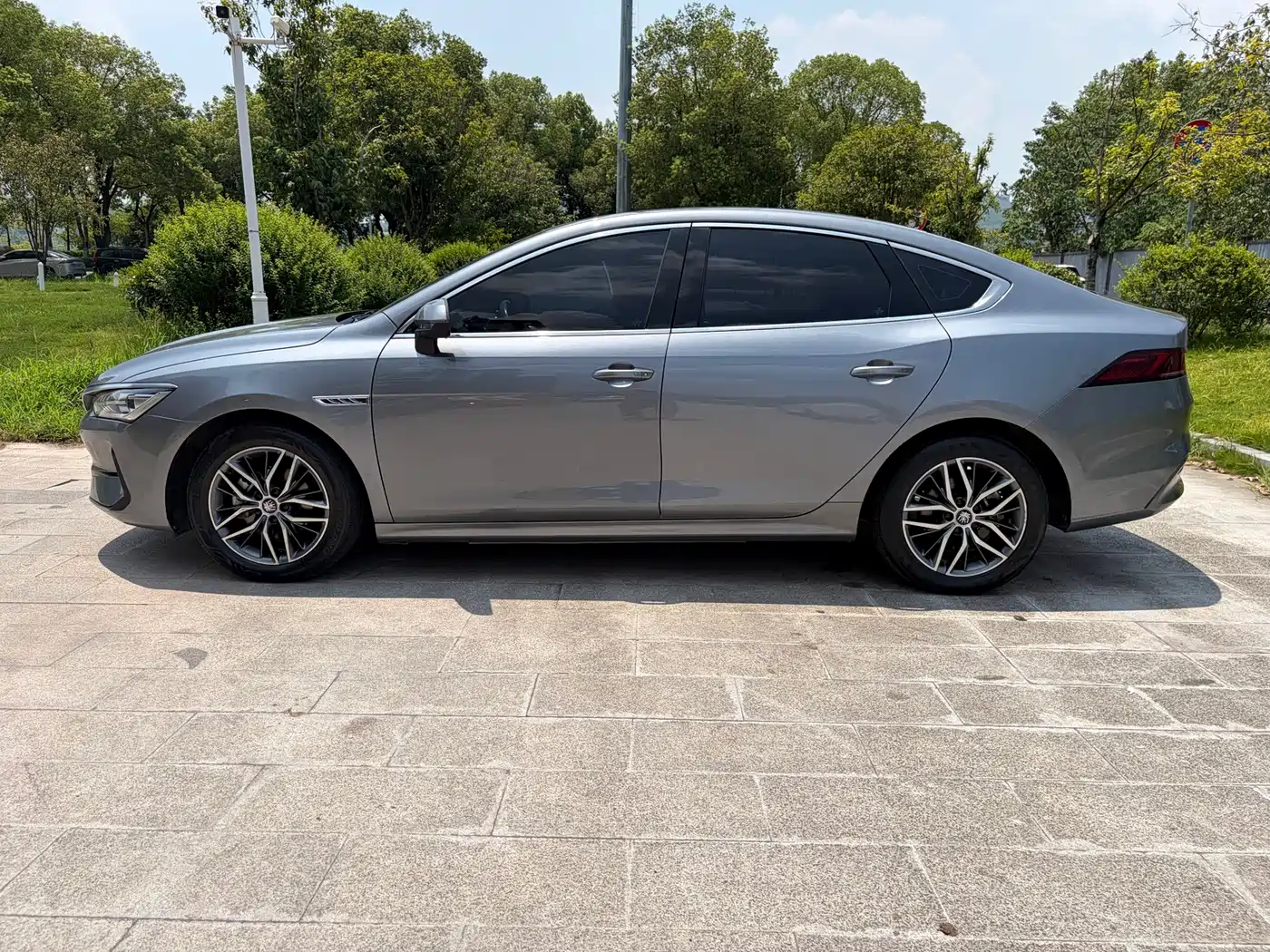 Фото 13 - BYD Qin PLUS