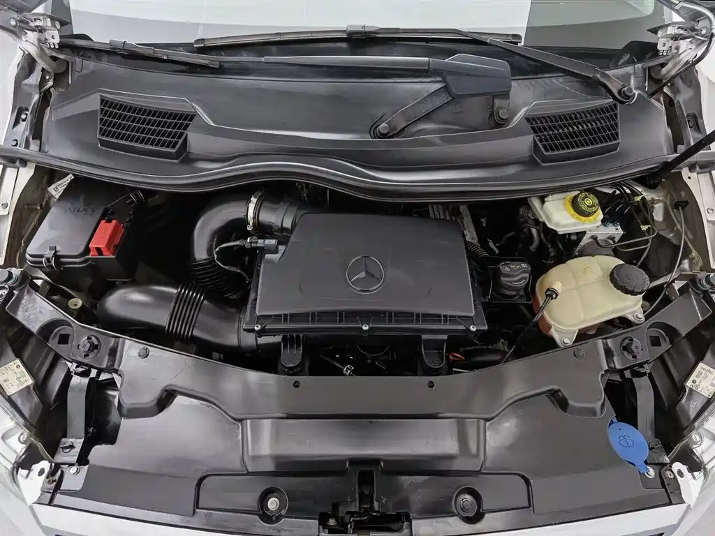 Mercedes-Benz V-Class 2016 V 260 L Premium Long фото 6