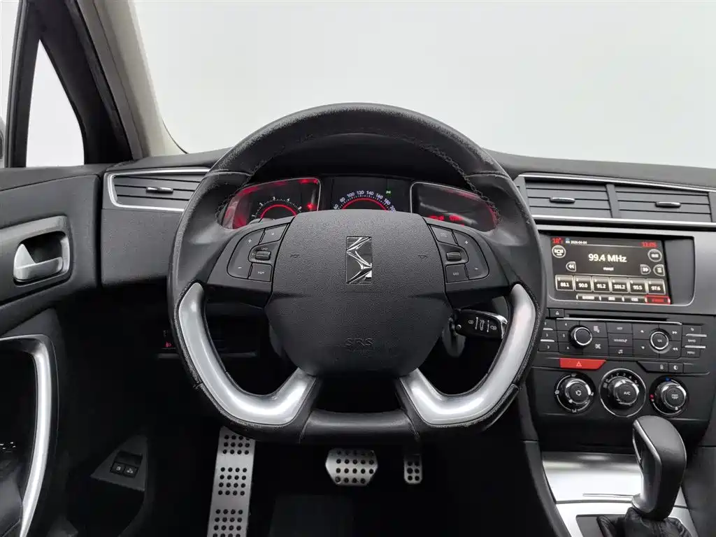 DS 4S 2016 1.6T Auto Smart Drive THP160 фото 11