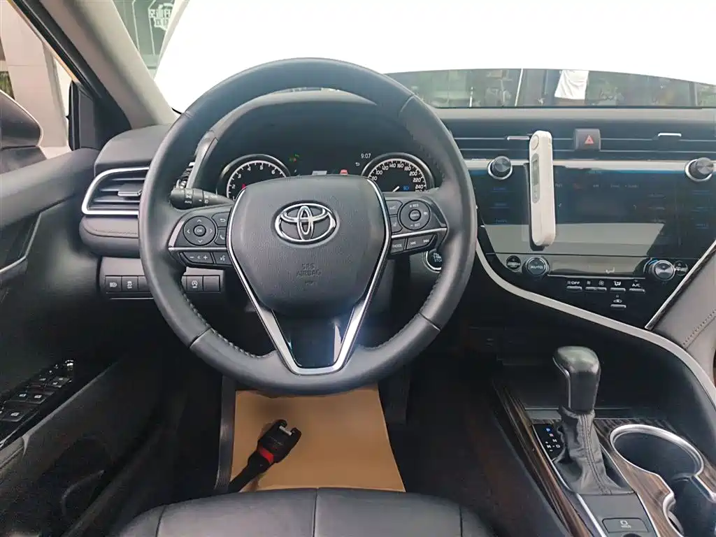 Toyota Camry 2019 Facelift 2.0G Luxury Edition фото 7
