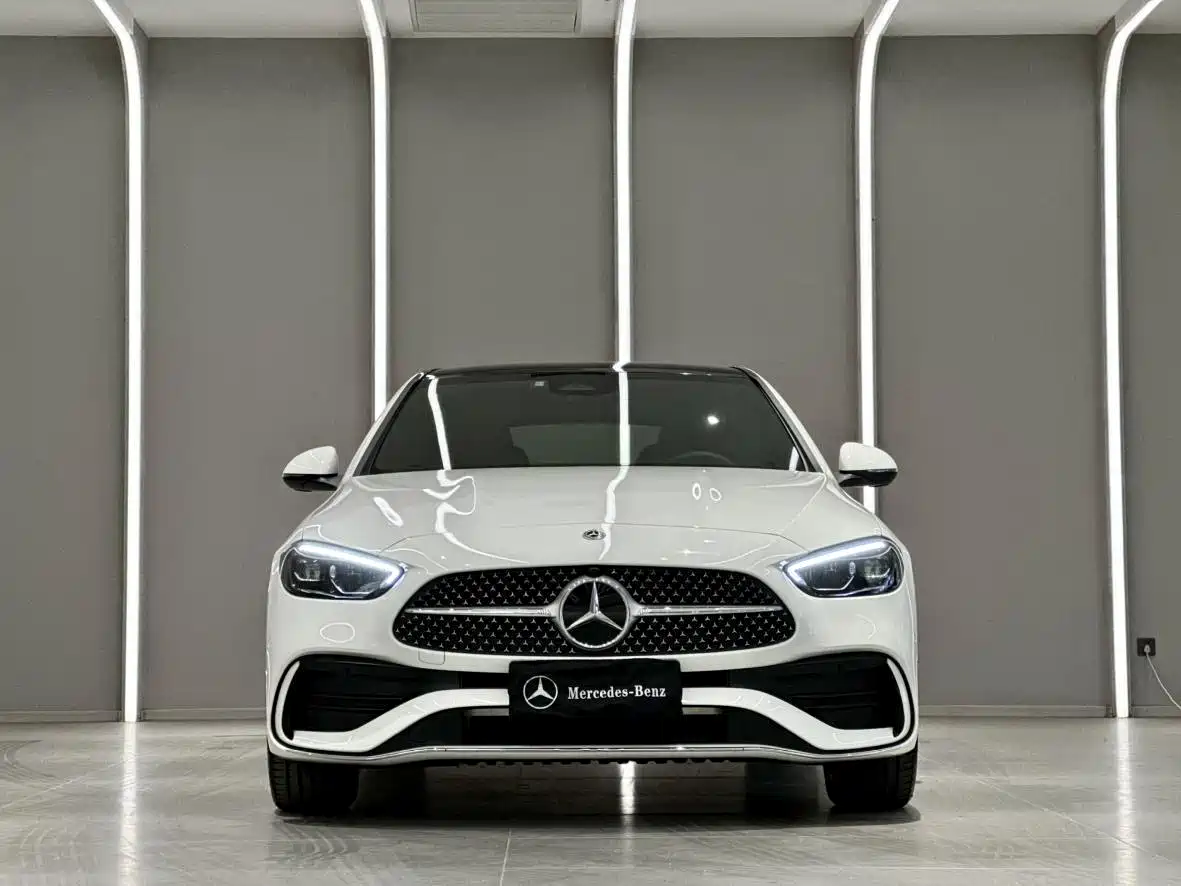 Mercedes-Benz C-Class 2025 Facelift C 260 L Sport Edition фото 2