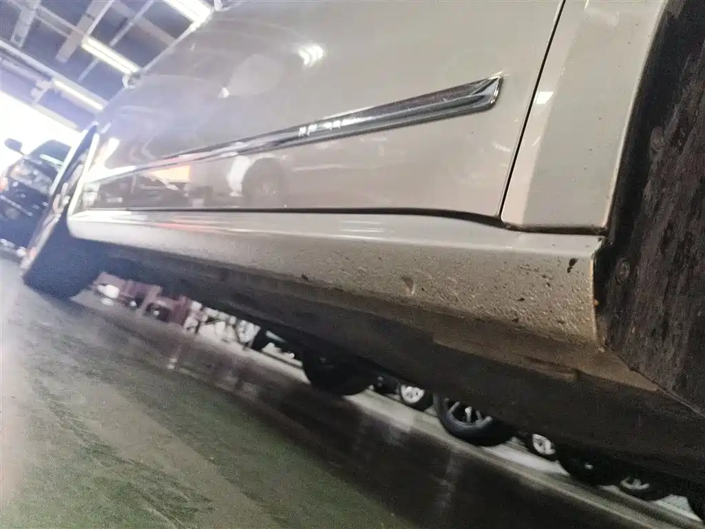 Volkswagen Passat 2016 330TSI DSG Honor Edition фото 19