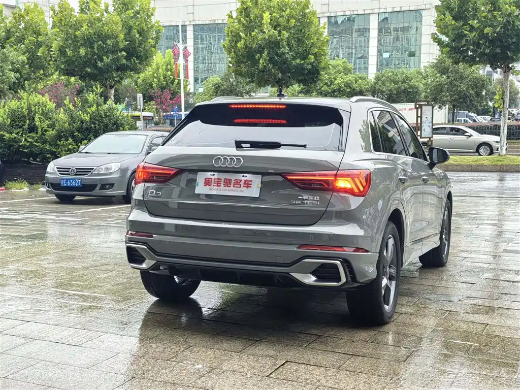 Audi Q3 2024 2024 35 TFSI Fashion Sport