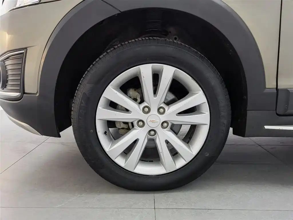 Chevrolet Captiva 2017 2.4L 4WD Flagship Edition 7-Seater фото 17