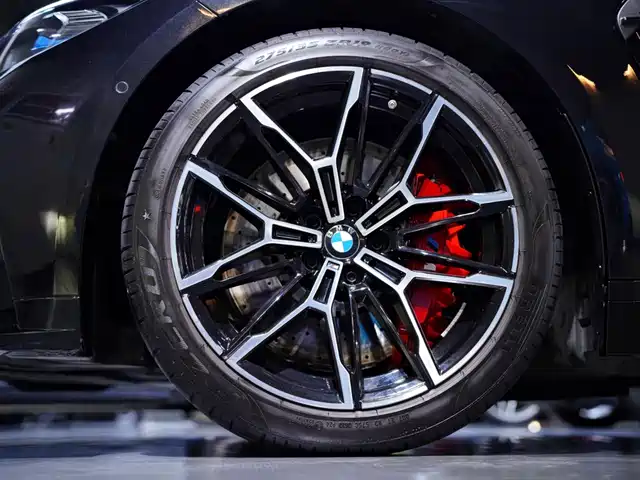 BMW M4 2023 M4 Coupe M xDrive Thunder Edition — фото 2