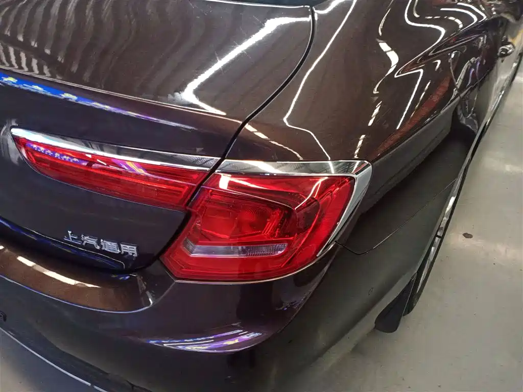 Buick LaCrosse 2018 Model 28T Elite Edition фото 8
