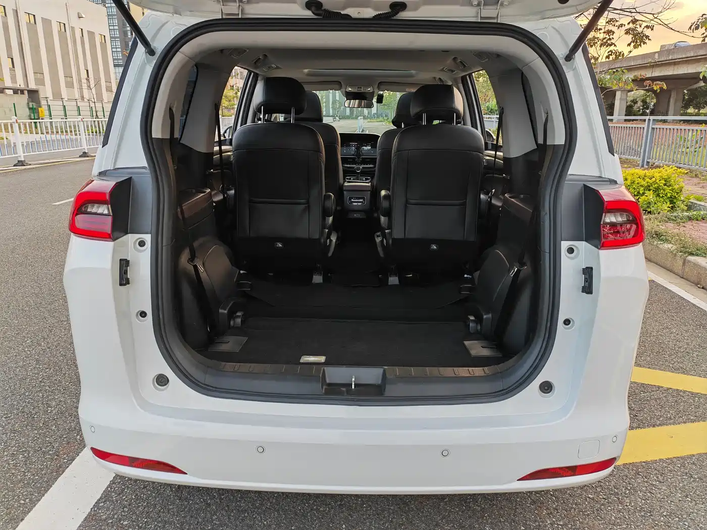 GAC Trumpchi Trumpchi M6 2023 PRO 270T DCT Luxury Edition фото 17