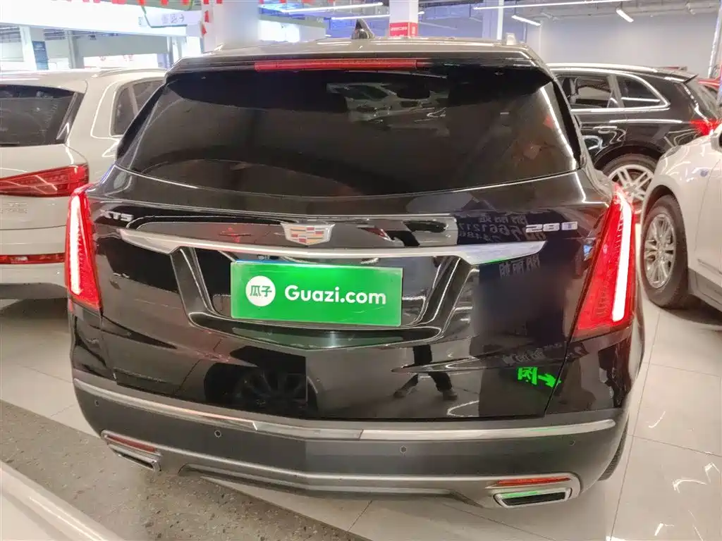 CADILLAC XT5