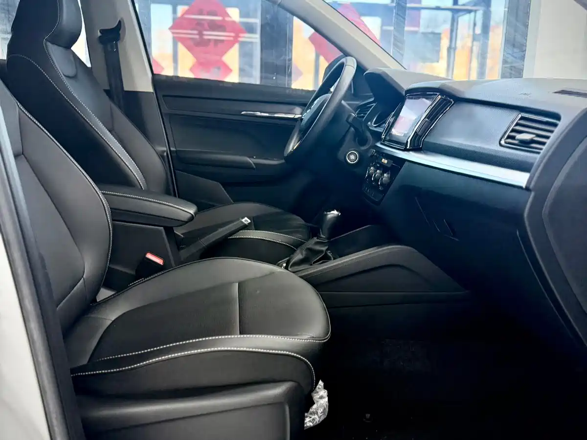 Škoda Kamiq 2023 Facelift 1.5L Auto Comfort Edition фото 21