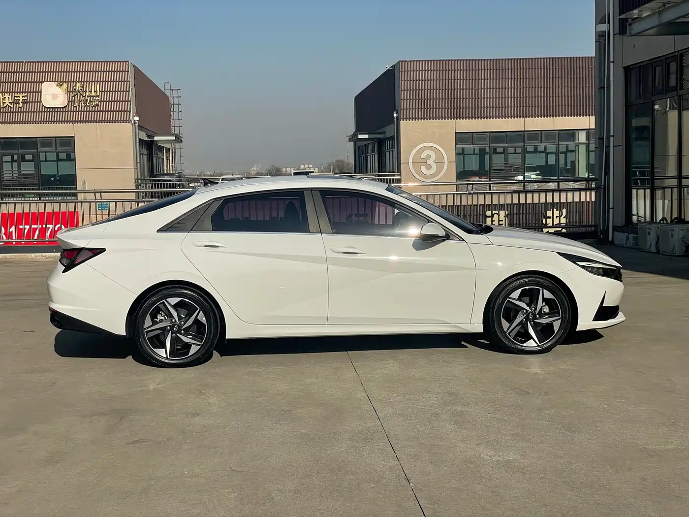 Hyundai Elantra 2021 1.5L CVT GLX Elite Edition фото 7