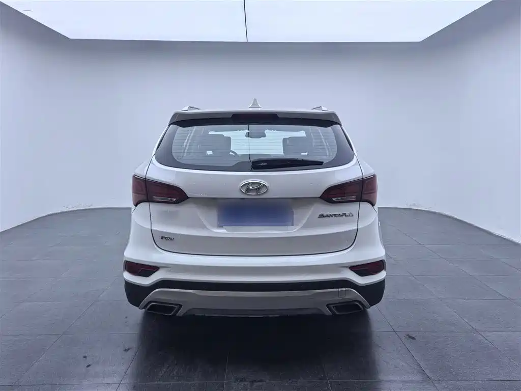 Hyundai Santa Fe 2017 2.0T Automatic 2WD Intelligent 7-Seater фото 16