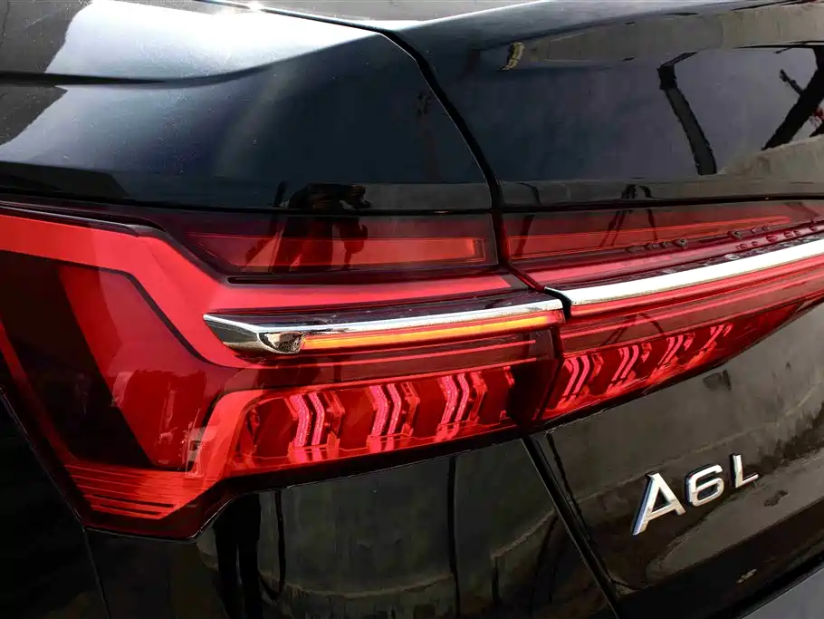 Audi A6L 2019 45 TFSI Premium Elegance фото 7