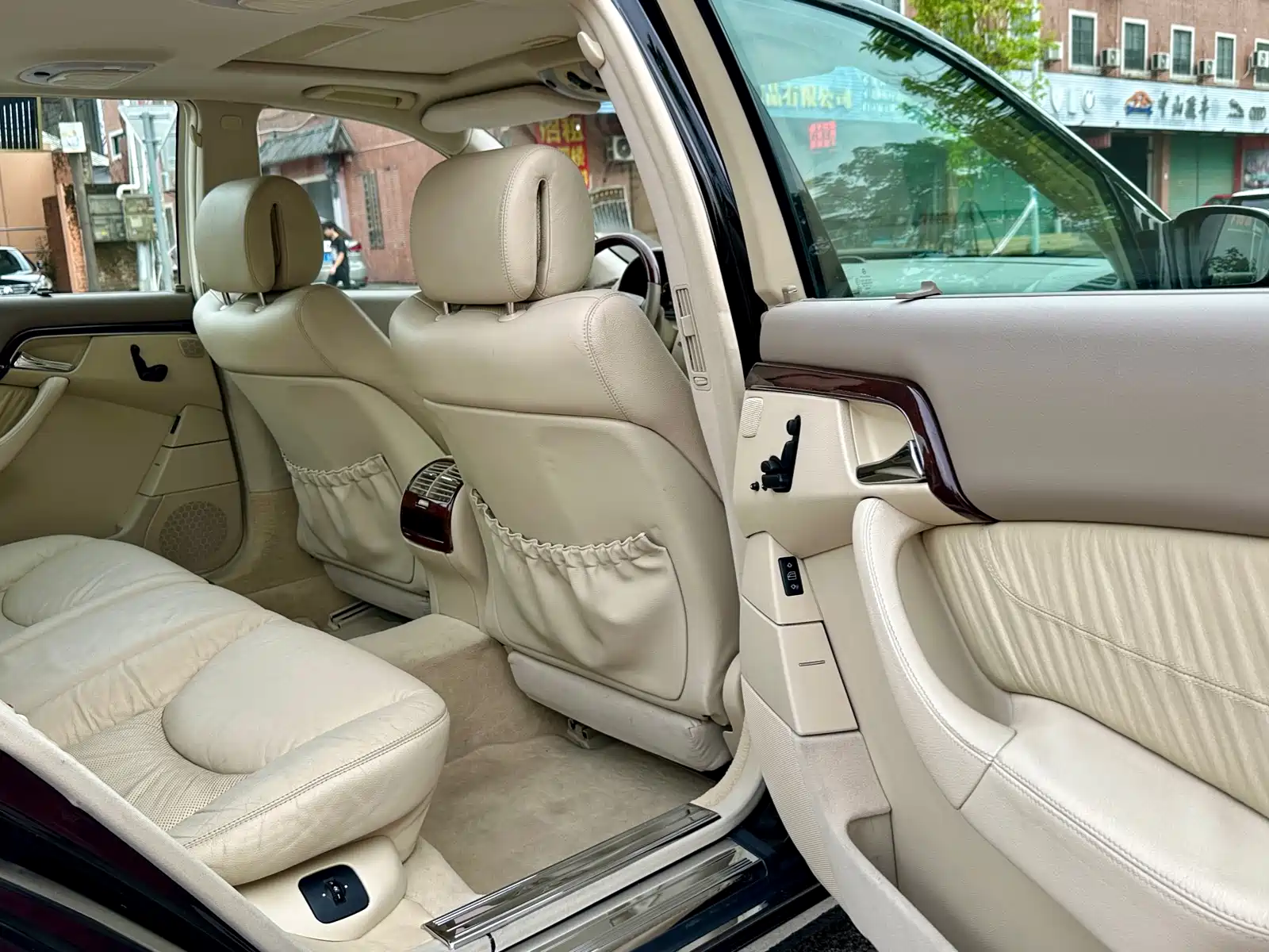 صورة 6 - Mercedes-Benz S-Class