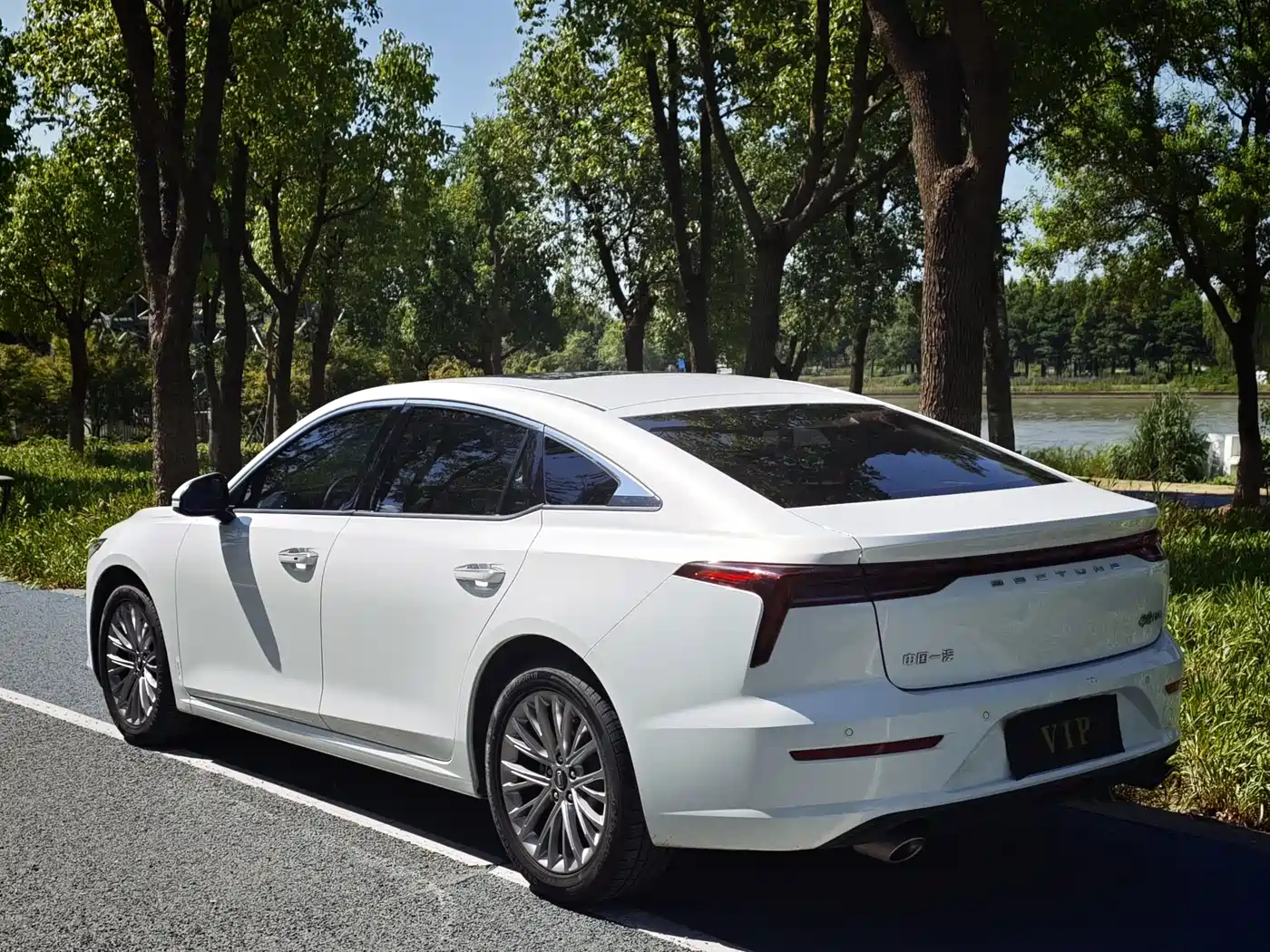 Besturn B70 2020 2021 1.5T Automatic Joy Edition