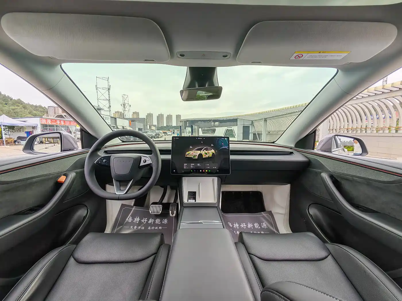 Photo 22 - Tesla Model Y