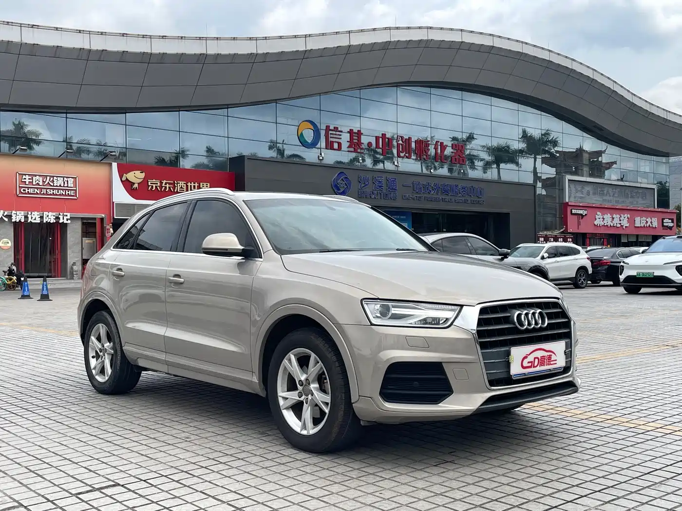 Audi Q3 2017 30 TFSI Fashion фото 4