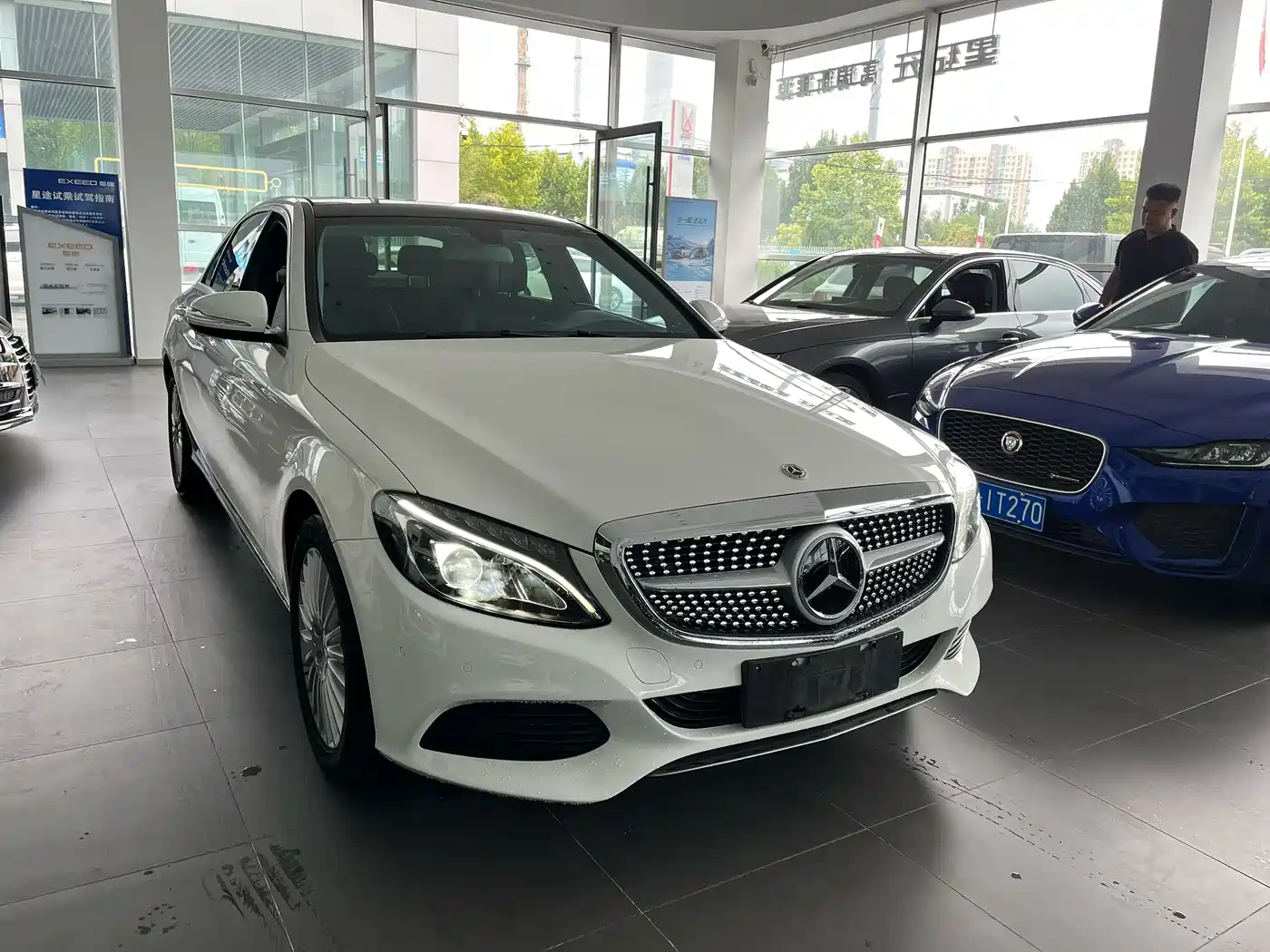 Mercedes-Benz C-Class 2015 C 200 L фото 3