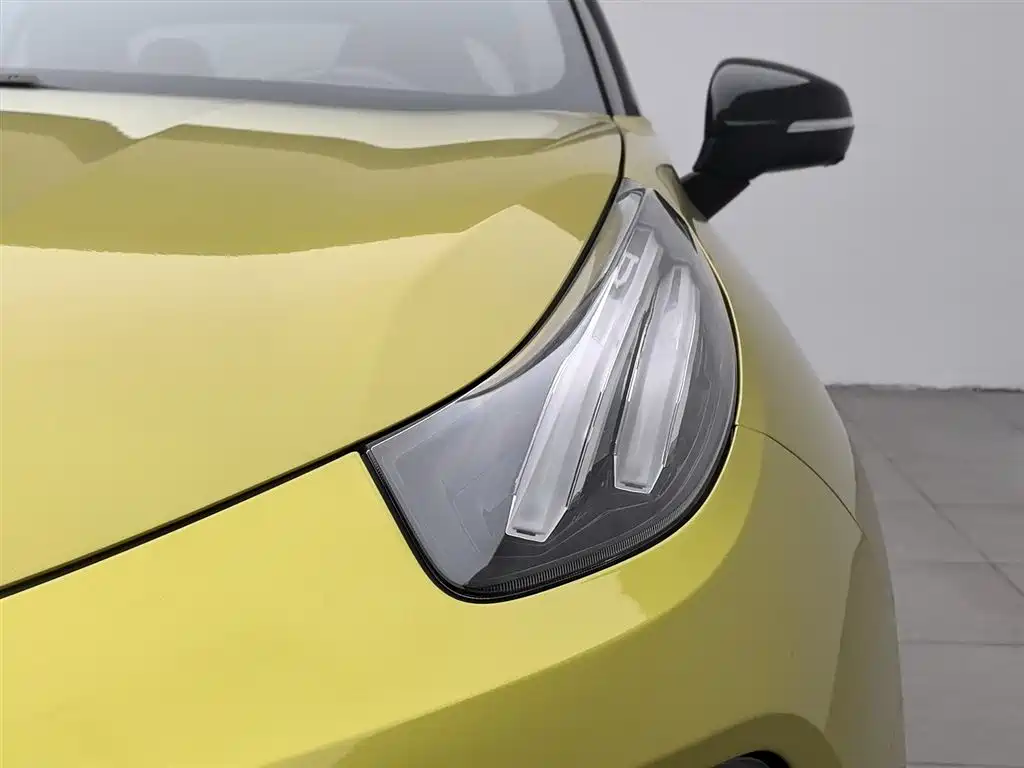 Lynk & Co 03 2021 03+ 2.0TD Auto Wind Rider Edition фото 7