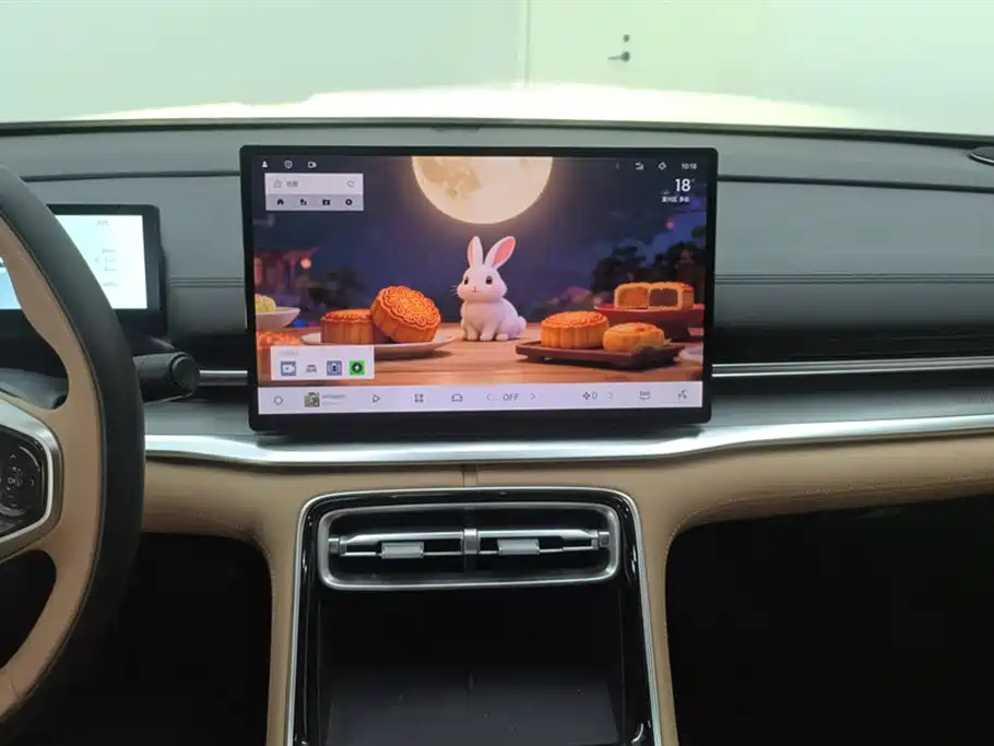 Geely Galaxy Galaxy A7 2025 EM-i 70km Luxury Edition фото 13