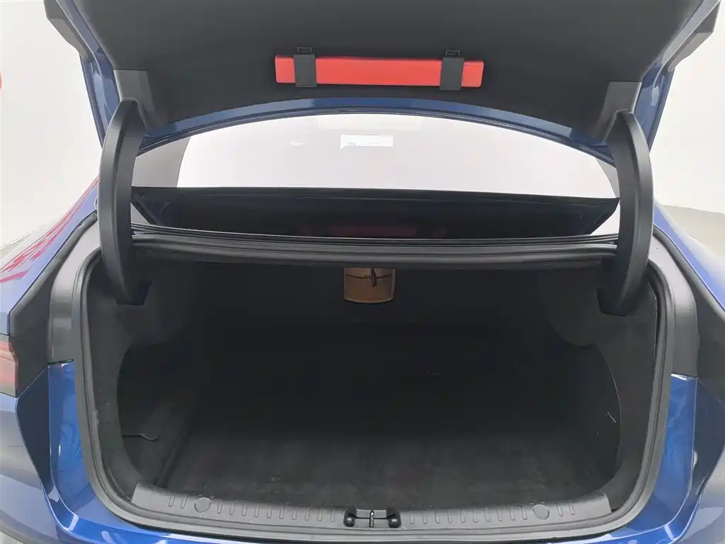BYD Han 2022 DM-i 242KM Flagship фото 16