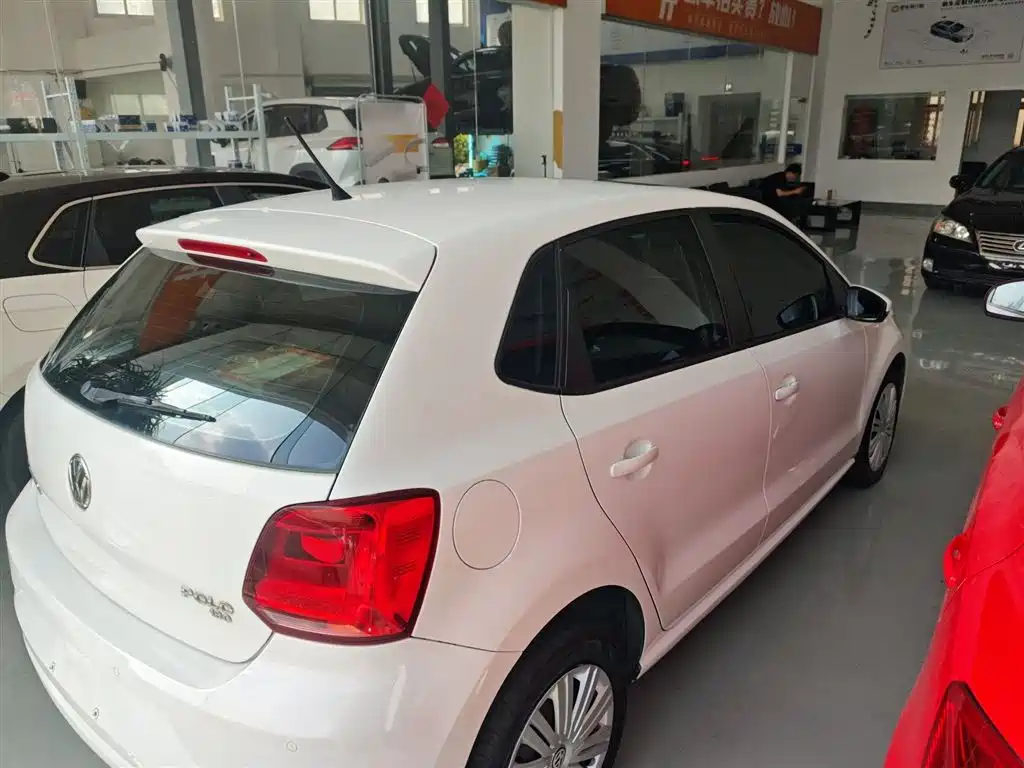 Volkswagen Polo 2018 1.5L Auto Comfort фото 7