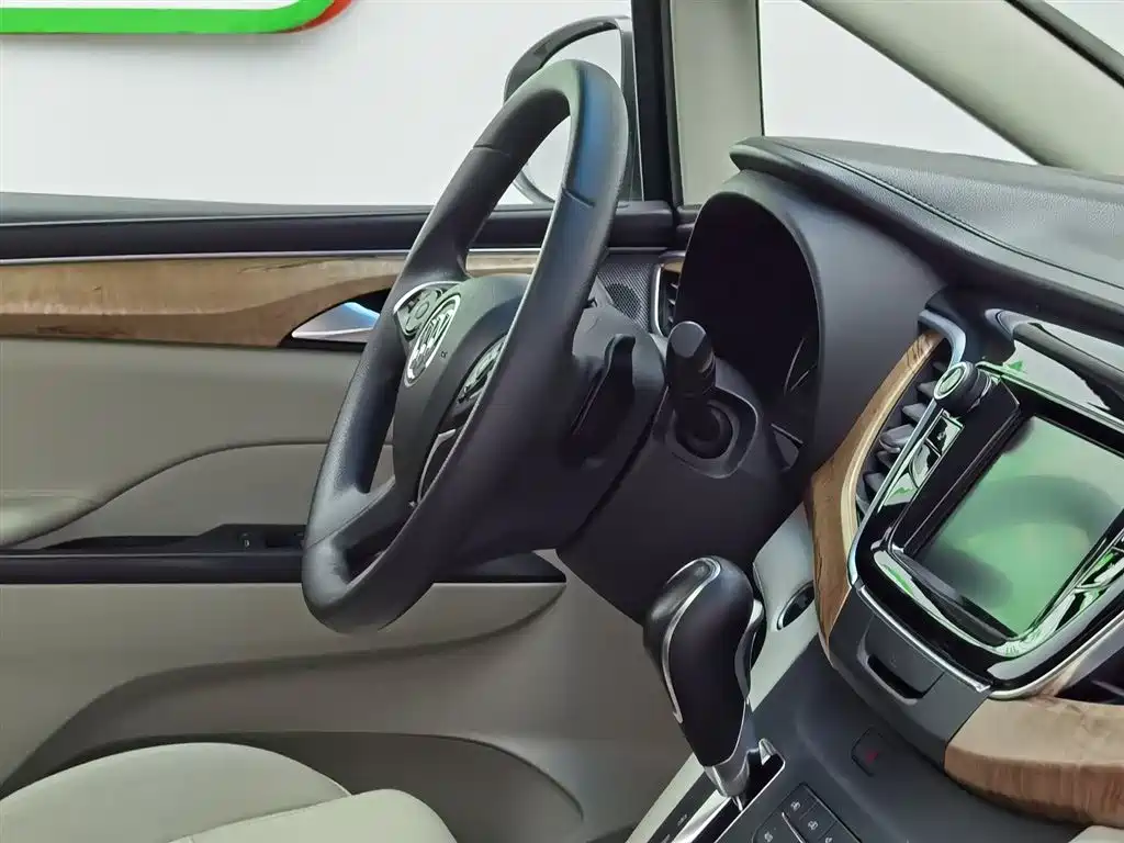 Buick GL8 2018 ES 28T Comfort Type China VI фото 22