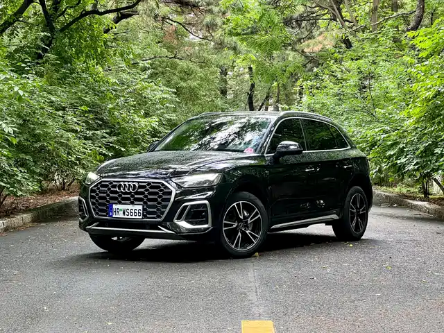 Audi Q5L 40 TFSI, Стиль Драйв