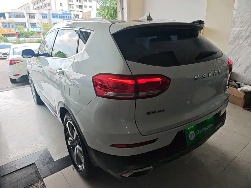 Photo 5 - Haval H6