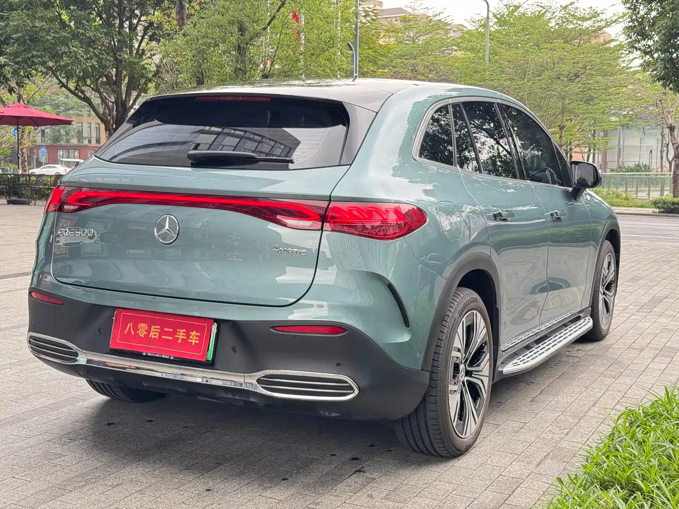 MERCEDES-BENZ EQE SUV