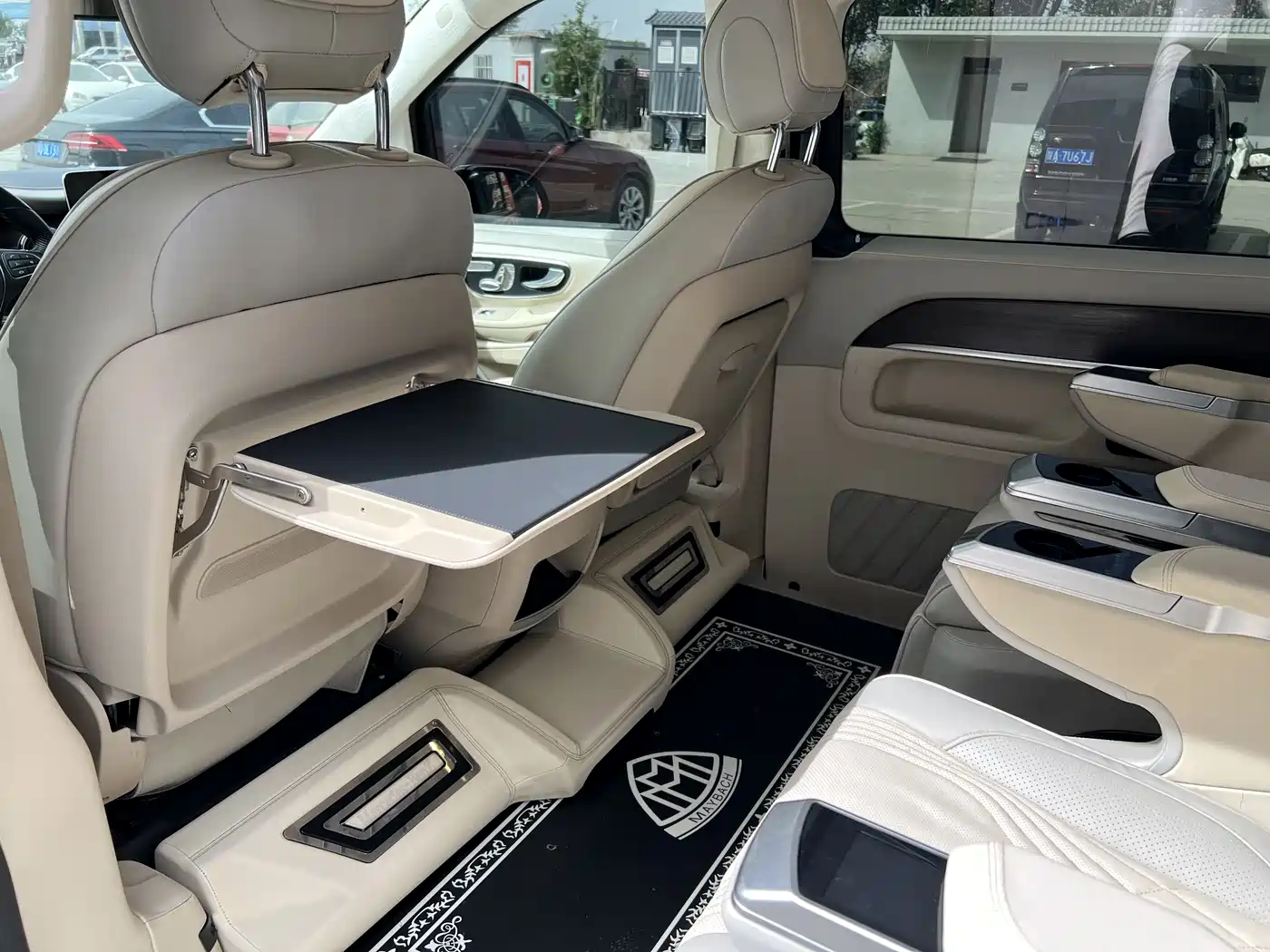 MERCEDES-BENZ V CLASS