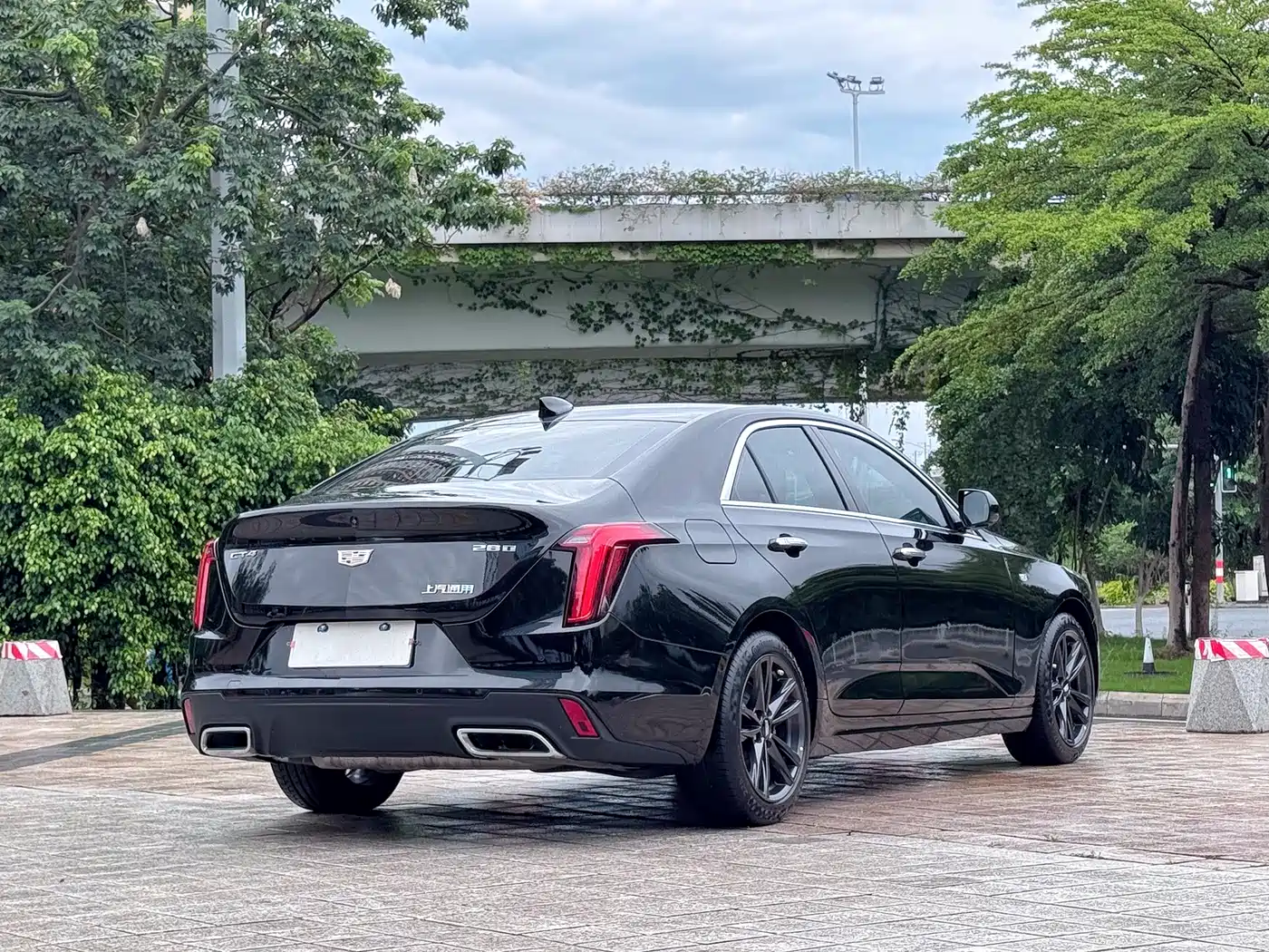 CADILLAC CT4