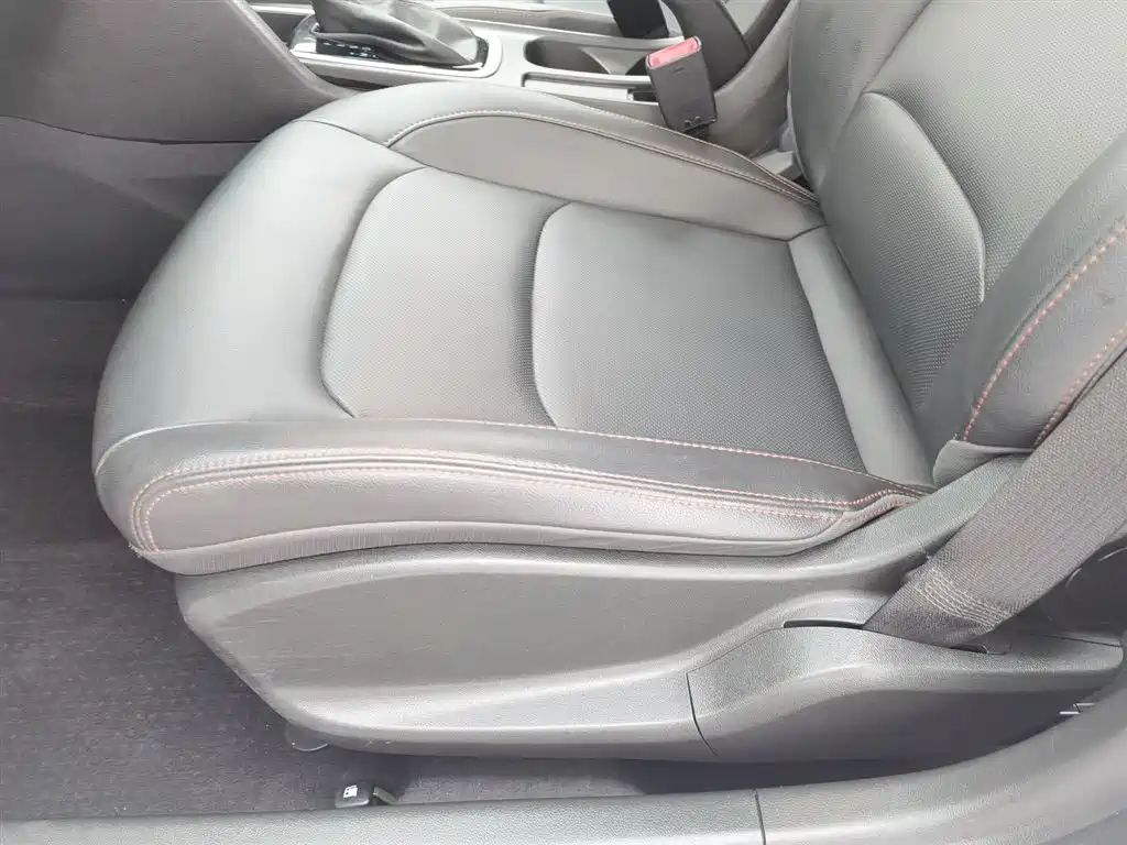 Chevrolet Monza 2020 Mild Hybrid Redline 320T Dual-Clutch Joy Edition фото 20
