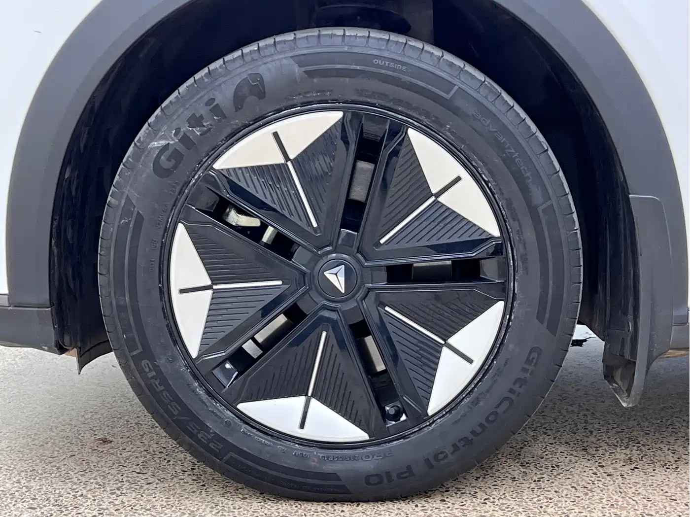 Deepal S07 2023 2023 200Max Range Extender Edition