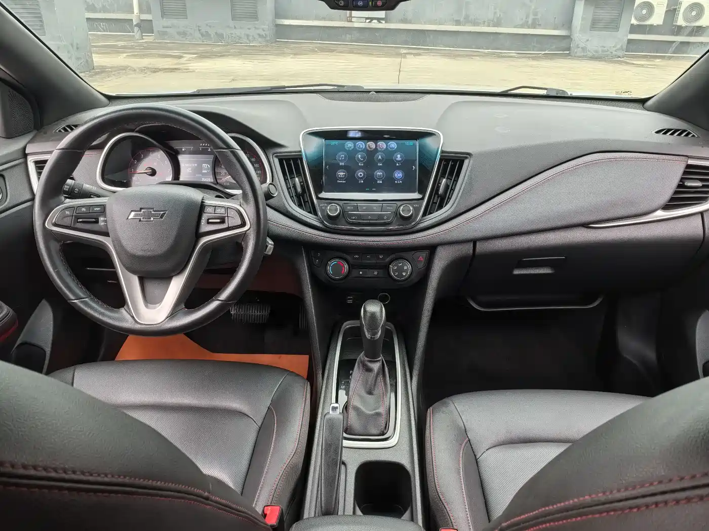 Chevrolet Monza 2019 RS 330T Auto Smooth Edition China VI фото 6