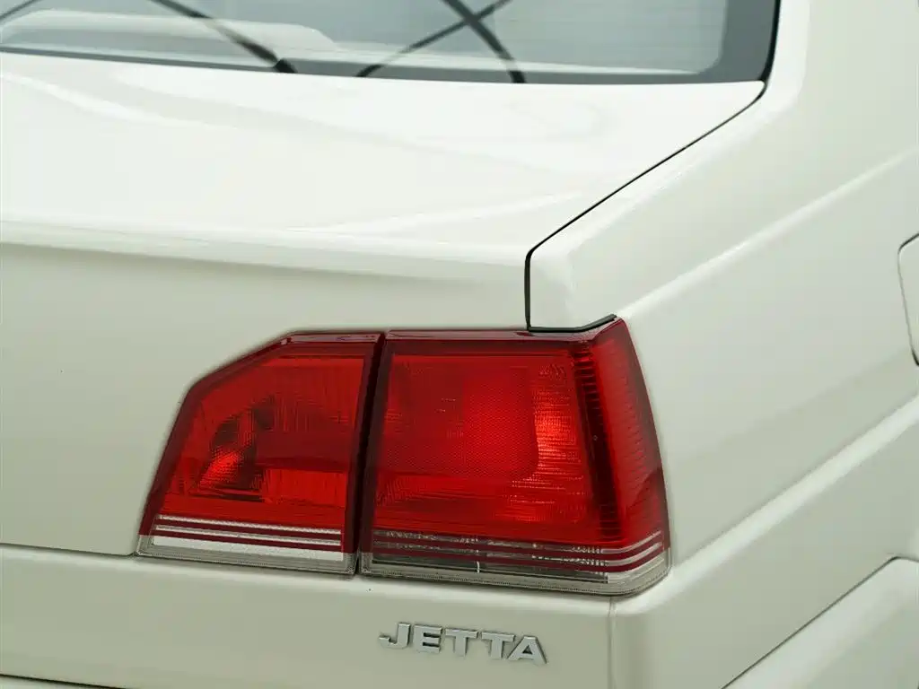 Volkswagen Jetta 2010 1.6L Partner фото 31
