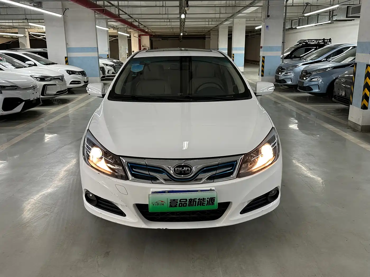 BYD E5