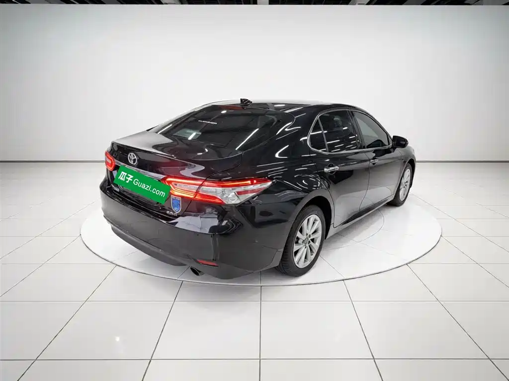Toyota Camry 2021 2.0G Luxury Edition фото 7