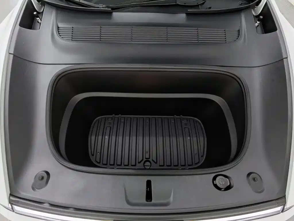 Фото 6 - Tesla Model Y