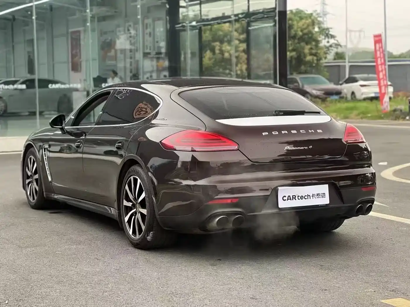 Porsche Panamera 2014 Panamera 4 Executive 3.0T фото 8