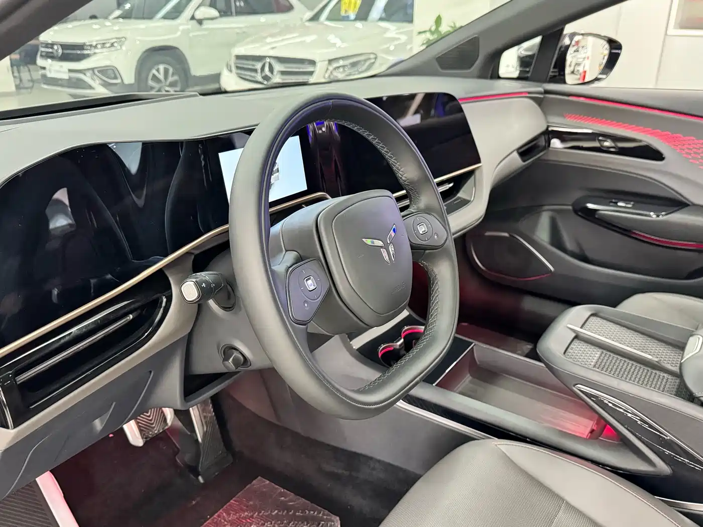 Hongqi EH7 2025 2025 640 AWD Smart Selection Edition