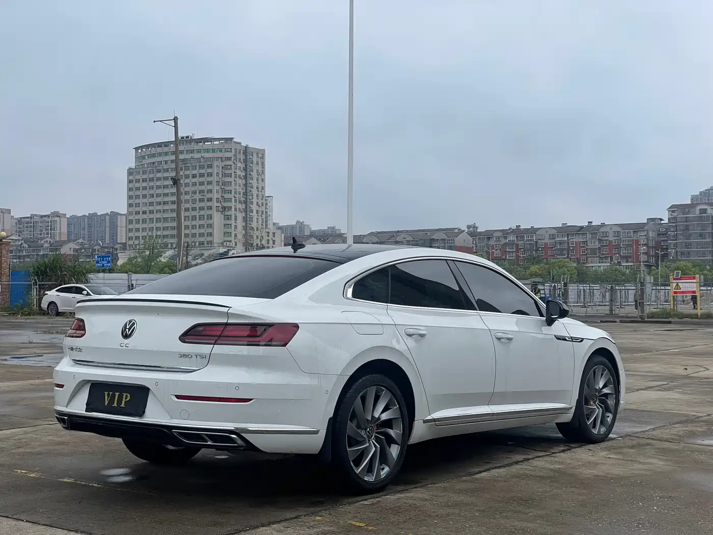 Volkswagen FAW-Volkswagen CC 2024 380TSI Eye-catching Edition фото 7